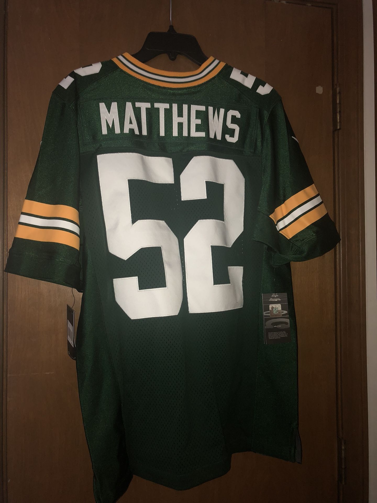Nike Elite NFL Green Bay Packers Clay Matthews Authentic Stitched Jersey On  Field *NWT!* MENS MEDIUM Size 40 MSRP$325 for Sale in Aurora, IL - OfferUp