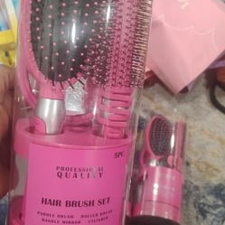Comb ,Brush