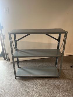 Metal shelf storage 36w12d38h