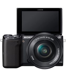 Sony mirrorless Nex-5t Camera Kit w Extras