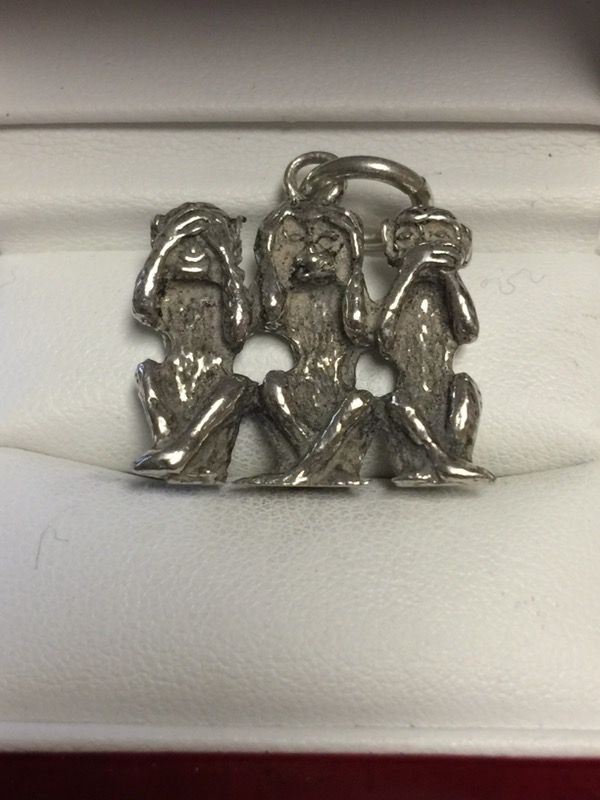 Pendant 925 Silver 🙈🙉🙊 love it! $55