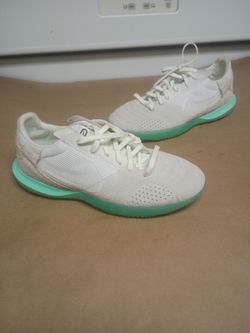 Nike Street Gato Indoor Soccer Shoes Green Glow DC8466-102 Men's 6