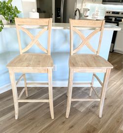 Set of 2 Wood Bar Stools with X-Back