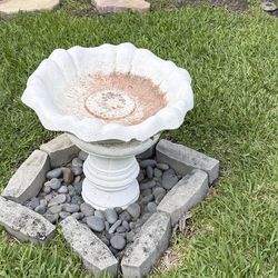 Bird bath made of concrete