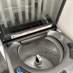 Whirlpool - Top Load Washer with 2 in 1 Removable Agitator - Chrome shadow Model: WTW8127LC SKU: (contact info removed) Quantity: 1