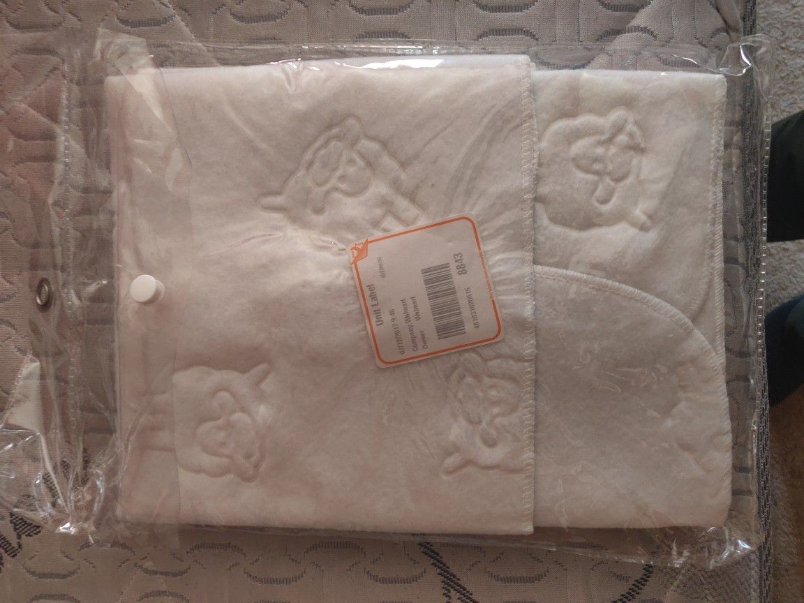 Waterproof crib pads