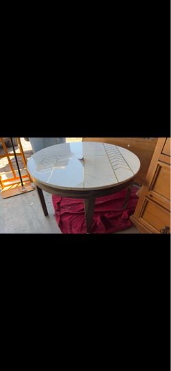 Round Marble Top Dining Table