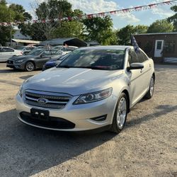 2011 Ford Taurus