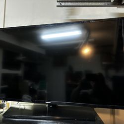40 Inch Samsung TV