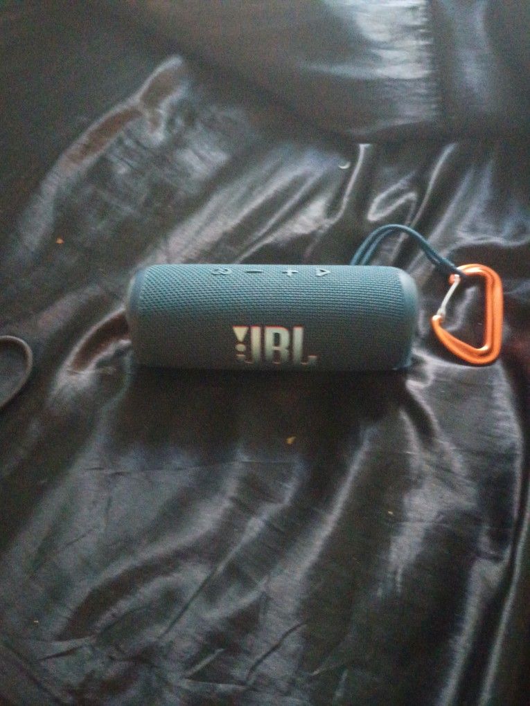 JBL FLIP 6 SPEAKER 