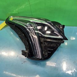 XTS 2018 2019 2020 HEADLIGHT OEM