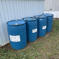 55 Gallon Blue Drums 