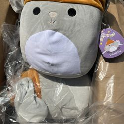 squishmallows 11 inch gray bunny5$ Each 60 Total