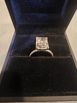 5.09 CARAT RADIANT RING