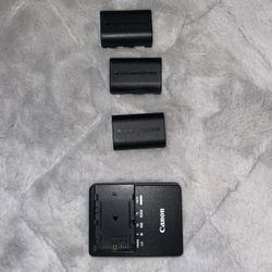 Canon Batteries Charger 