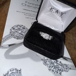 💍 Engagement Ring Brand New, Lifetime Warranty💯