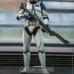 Hot Toys New Cpt Vaugn