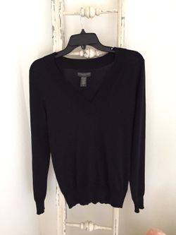 Banana Republic sweater size M