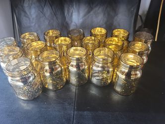 18 Gold Decorative Mason Jars w/Tee Lights.
