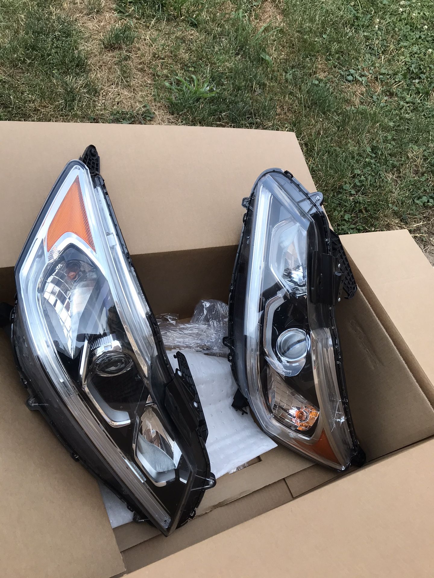 Honda Accord 2017 Front Headlights
