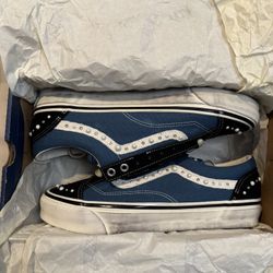 Pearlized Vans Navy 10.5 