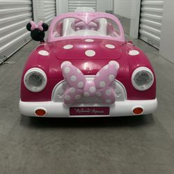 Minnie Mouse battery power car
