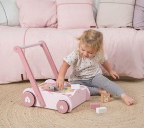 Brand New Minnie Mouse Wooden Block With Storage Cart