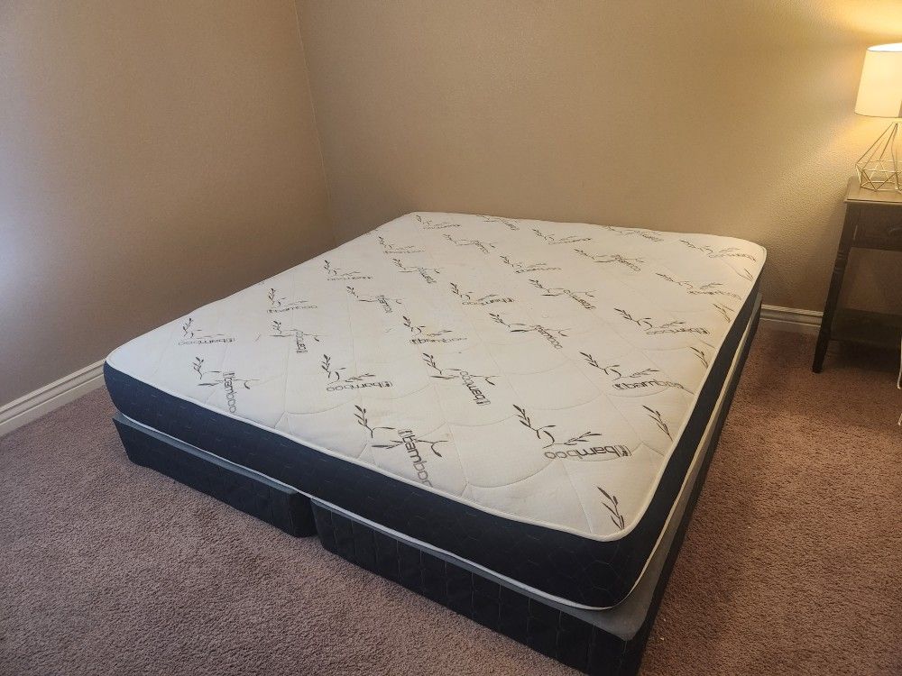 King Size Mattress & Box Springs for Sale in El Paso, TX OfferUp