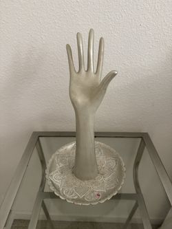 Decorative Ring Holder And Accessories 