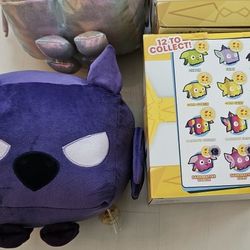 Pet Simulator Deluxe Fantasy Plush Series 2 SHADOW GRIFFIN

All are brand new and open box. All include unscratched DLC Codes. Will ship out same/ nex