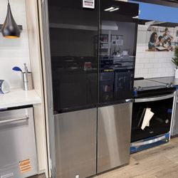 New Samsung Bespoke 29 cu. ft. Flex French Door Smart Refrigerator with Family Hub+ rf29cb9900qk
