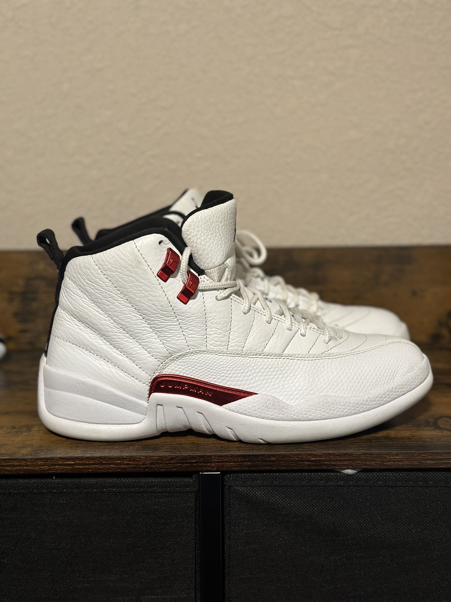 Jordan 12 Retro Twist Size 8.5