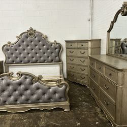 King Bedroom Set