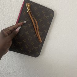 Authentic Louis Vuitton Wrislet Neverfull