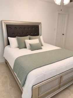 Silver Glam Queen Bed Frame with Tufted Headboard