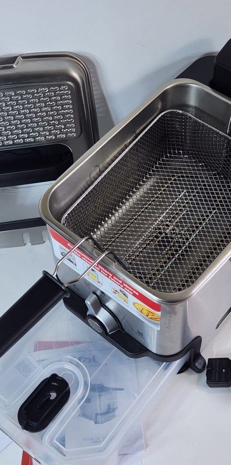 T-Fal Ultimate Easy Clean Stainless Deep Fryer for Sale in Gig Harbor, WA -  OfferUp