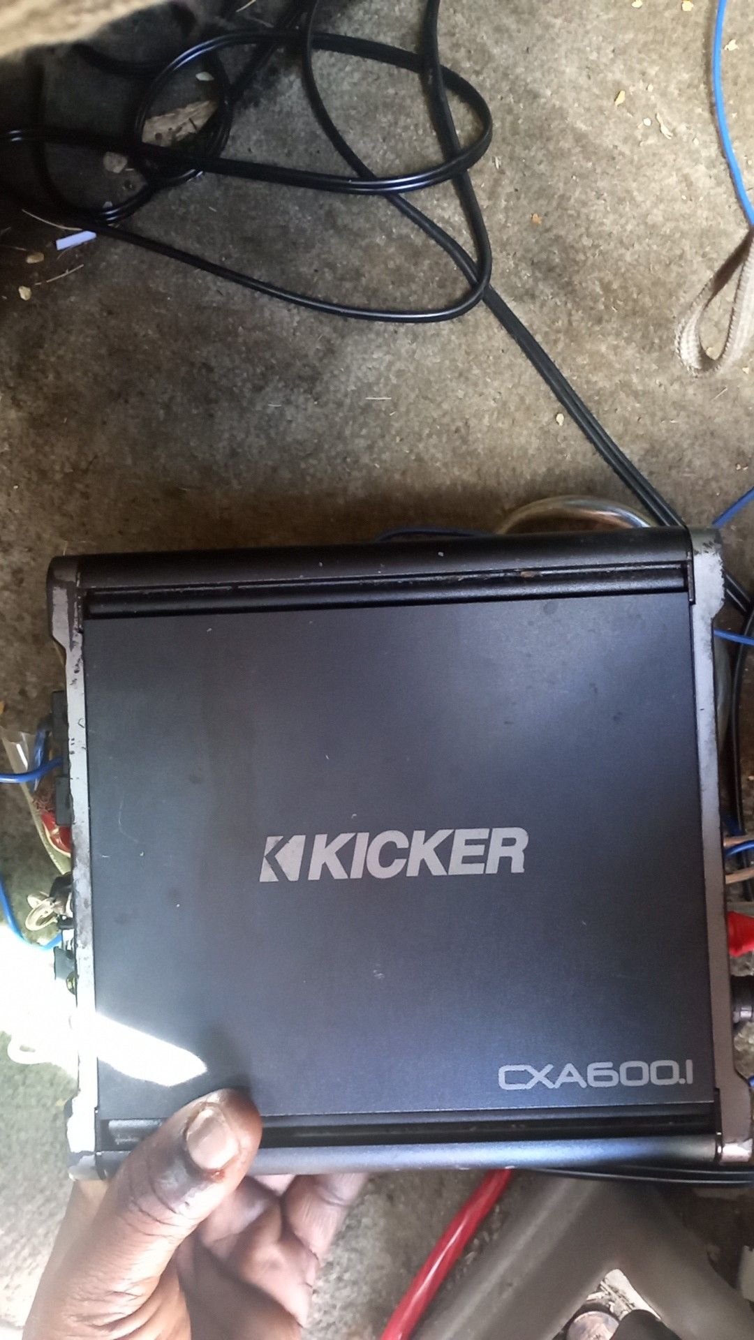 Kicker speakers