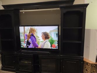 Large Entertainment