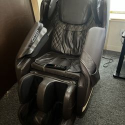 Deluxe Massage Chair 