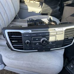 2013-2015 HONDA ACCORD OEM RADIO