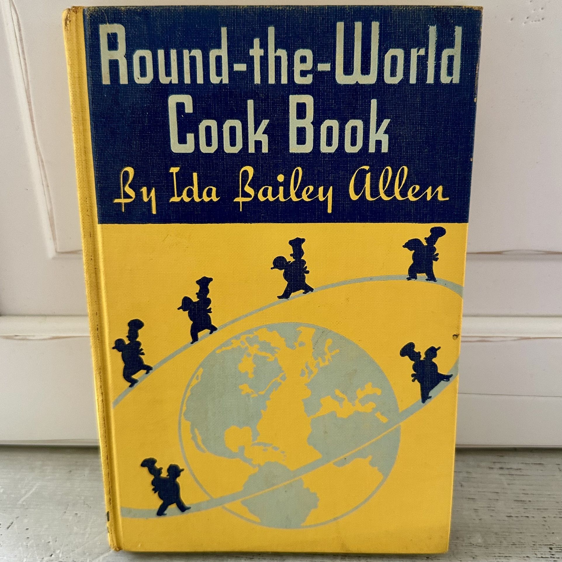 Vintage 1934 Round The World Cook Book By Ida Bailey Allen Best Foods Inc 1st Printing Hardback  