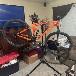 Mongoose 29er Large Salvo TRADE or SELL Mountain bike Trail Dual suspension large MTB