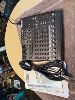 Mackie Micro Series 1202-VLZ 12-channel compact mic/line mixer