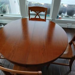 Fruitwood Expandable Dining Table - 4 Chairs