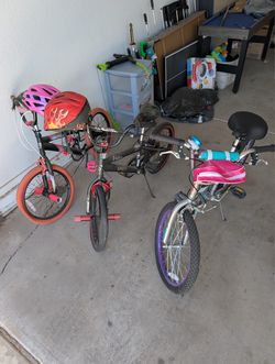3 Kids Bikes + 3 Helmets