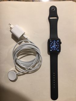 Apple Watch Series 1 42 mm with charger