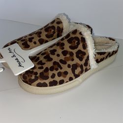 Anna & Ava Leopard 5-6 