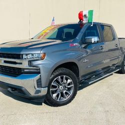 2020 CHEVI SILVERADO Z71 4X4 