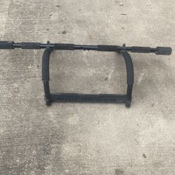 Pull Up Bar 