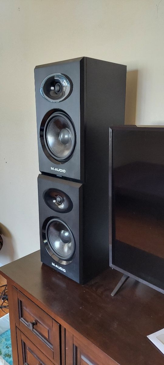 M-AUDIO Speakers